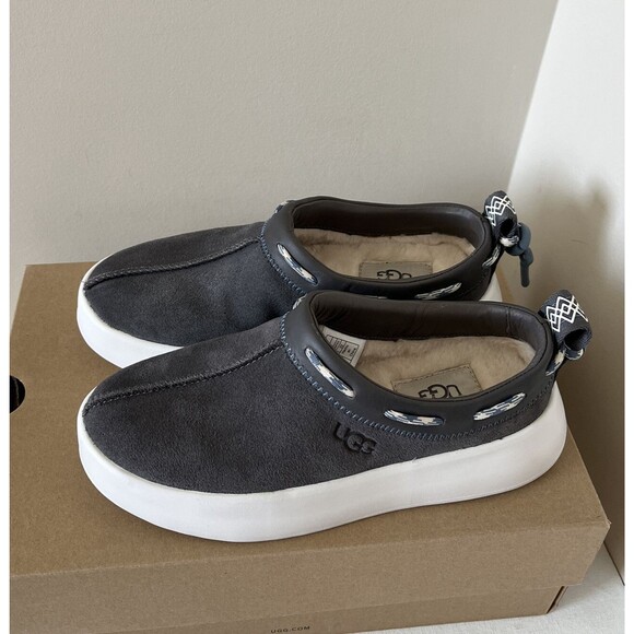 New UGG Women Classic Boom Slip-on Fashion Sneakers US Size 5 Grey - Picture 1 of 7